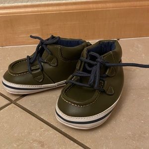 CARTERS 6-12 month BOYS shoe